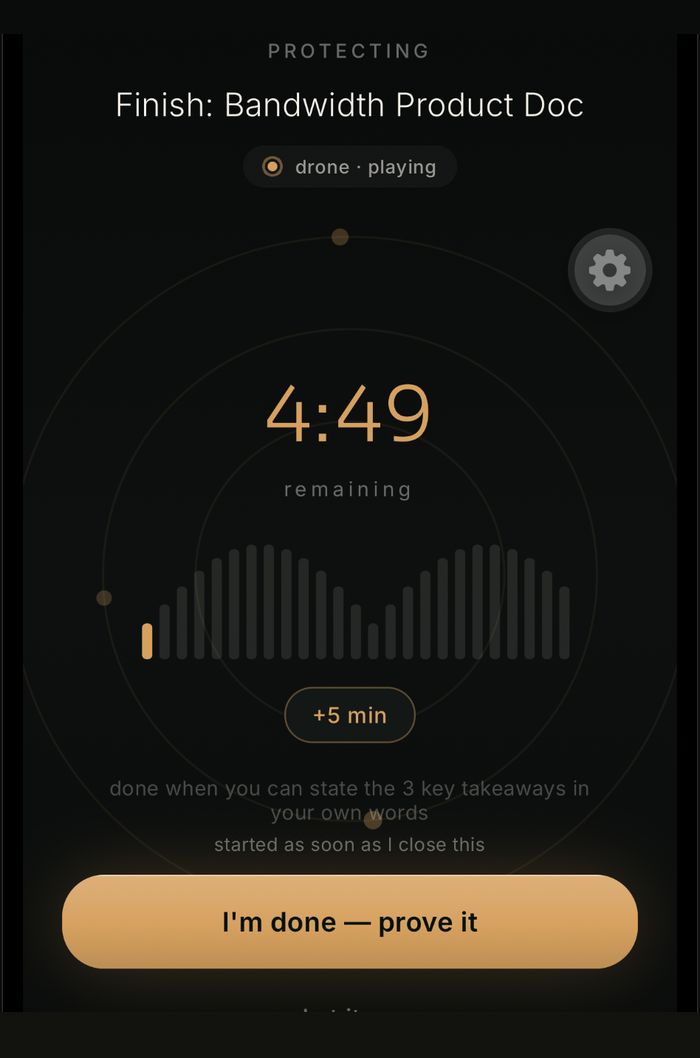 An active focus session, counting down with the task pinned above the timer.
